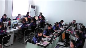 英脈物流客服中心