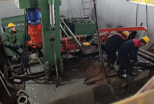 哪里可以租天井鉆機(jī)？天井鉆機(jī)廠家哪里找？